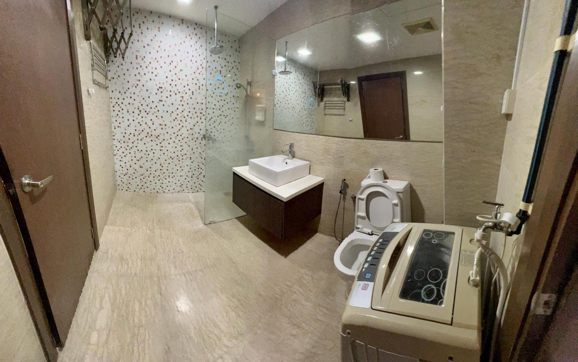 Regalia Service Suites Klcc Skypool Куала-Лумпур Экстерьер фото