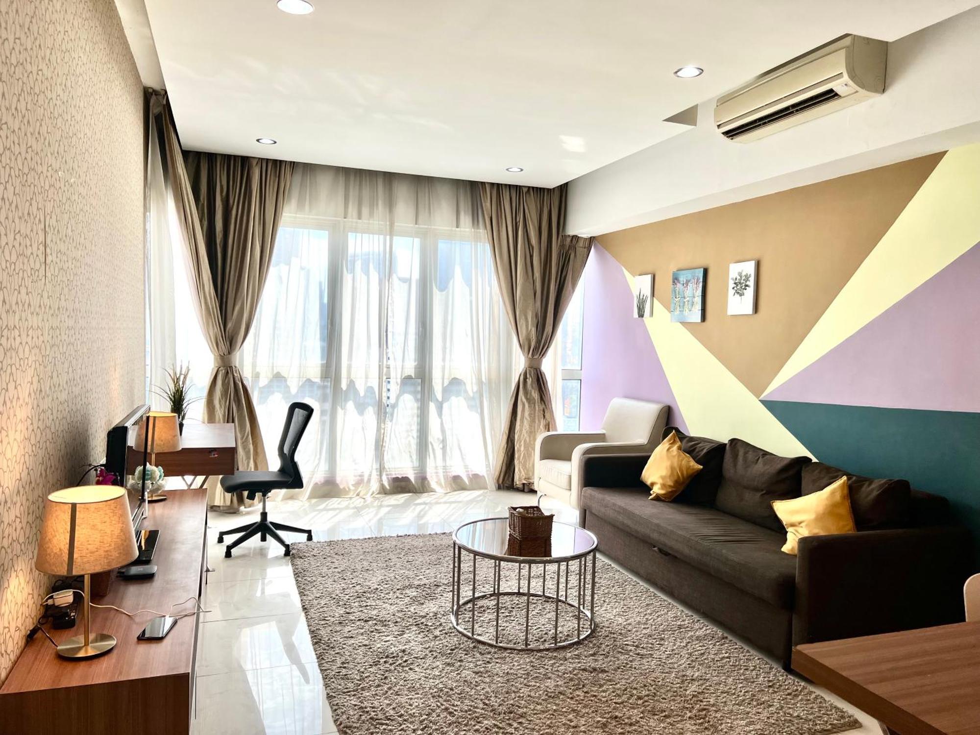 Regalia Service Suites Klcc Skypool Куала-Лумпур Экстерьер фото